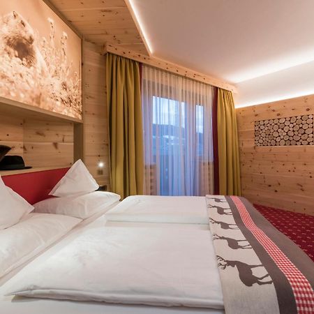 Hotel Schoenblick Maranza Værelse billede